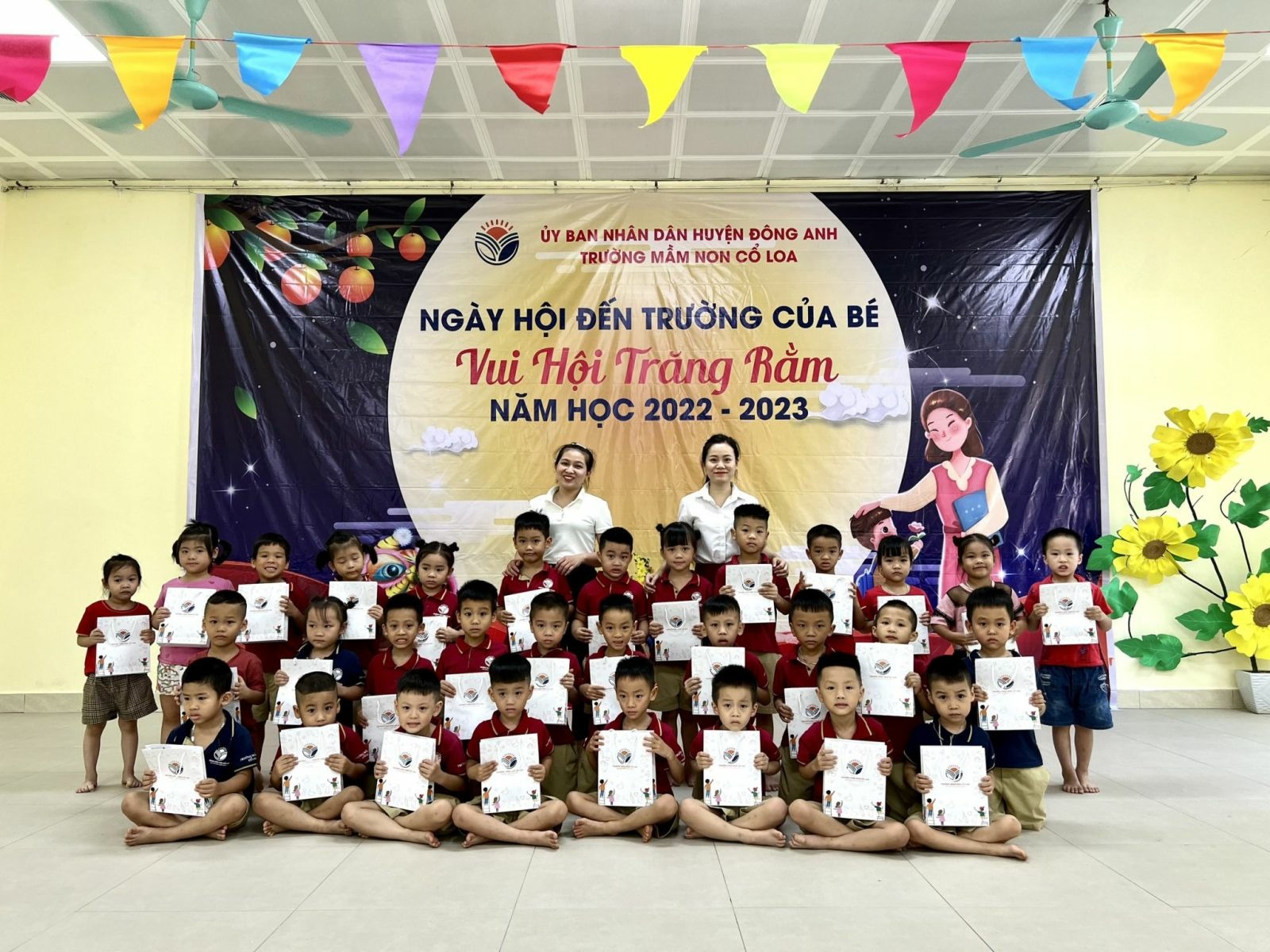 CÔ VÀ TRÒ TRƯỜNG MẦM NON CỔ LOA TƯNG BỪNG CHÀO ĐÓN NĂM HỌC MỚI 2022-2023.