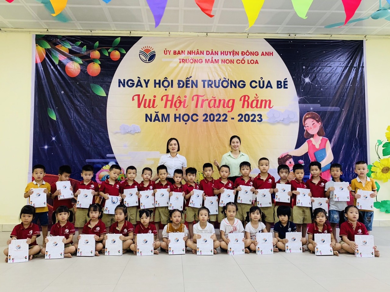 CÔ VÀ TRÒ TRƯỜNG MẦM NON CỔ LOA TƯNG BỪNG CHÀO ĐÓN NĂM HỌC MỚI 2022-2023.