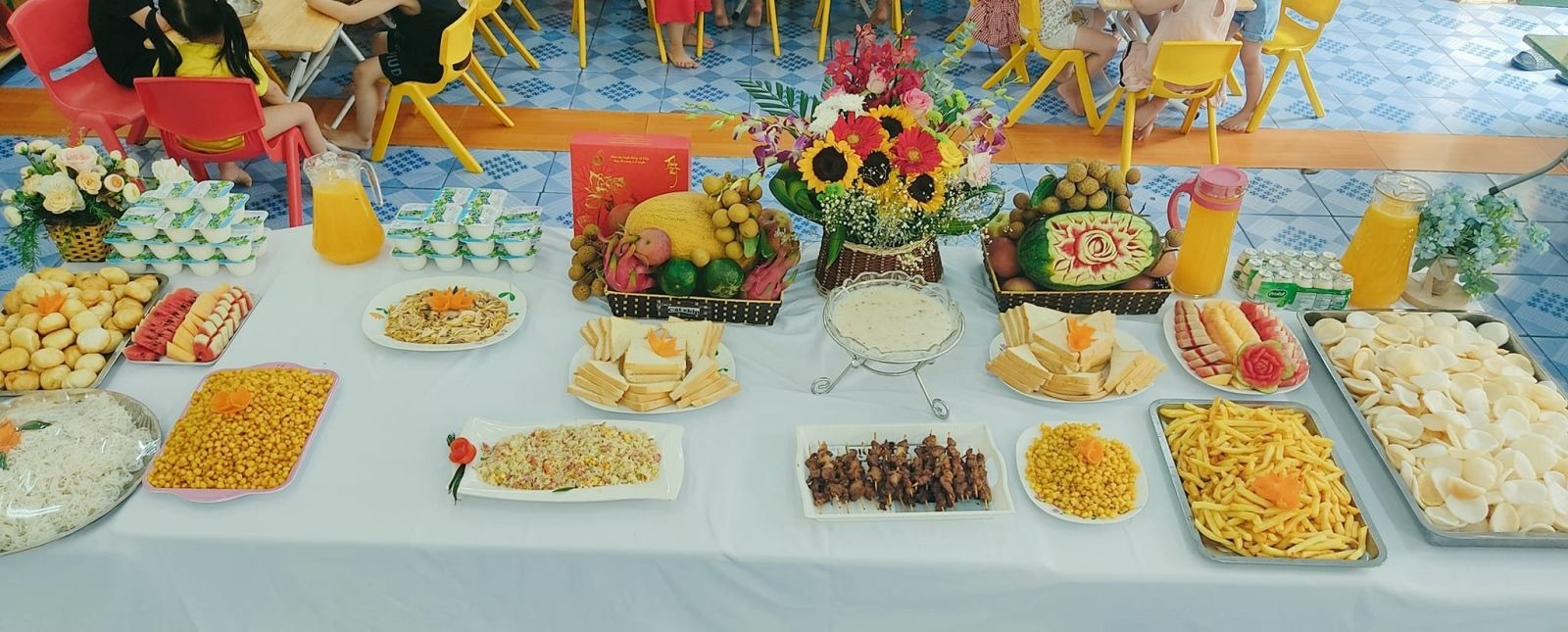 TRƯỜNG MẦM NON CỔ LOA TỔ CHỨC TIỆC BUFFET CHÀO ĐÓN NĂM HỌC MỚI 2022 – 2023!