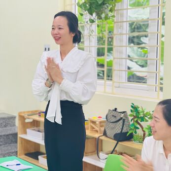 TRƯỜNG MẦM NON CỔ LOA TỔ CHỨC TẬP HUẤN CHUYÊN ĐỀ:  “CÁCH SỬ DỤNG NGUYÊN VẬT LIỆU RỜI TRONG THỰC HIỆN CHUYÊN ĐỀ XÂY DỰNG TRƯỜNG MẦM NON LẤY TRẺ LÀM TRUNG TÂM” NĂM HỌC 2022 – 2023.