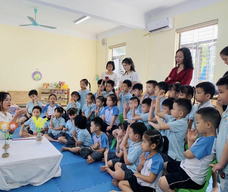 Trường mầm non Cổ Loa thi đua lập thành tích chào mừng 40 năm ngày nhà giáo Việt Nam (20/11/1982 - 20/11/2022).