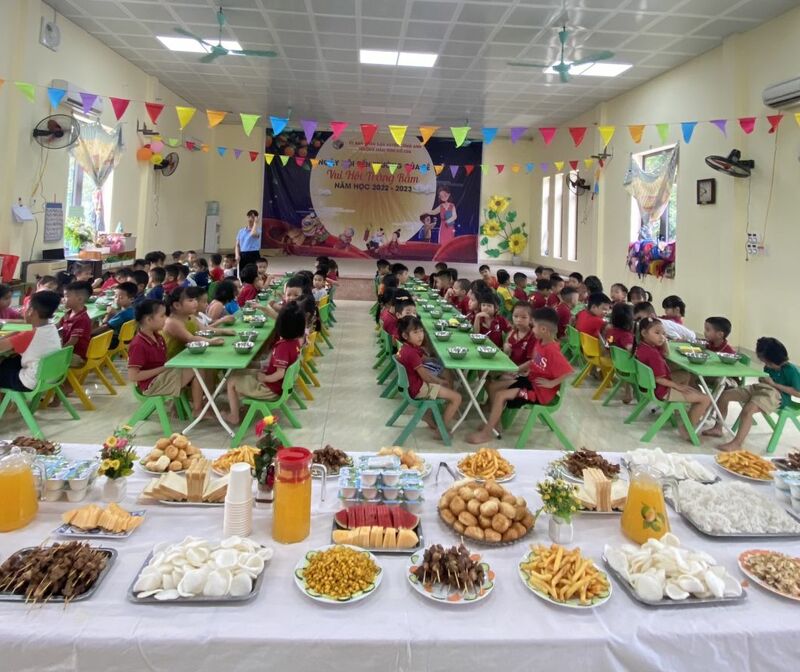 TRƯỜNG MẦM NON CỔ LOA TỔ CHỨC TIỆC BUFFET CHÀO ĐÓN NĂM HỌC MỚI 2022 – 2023!
