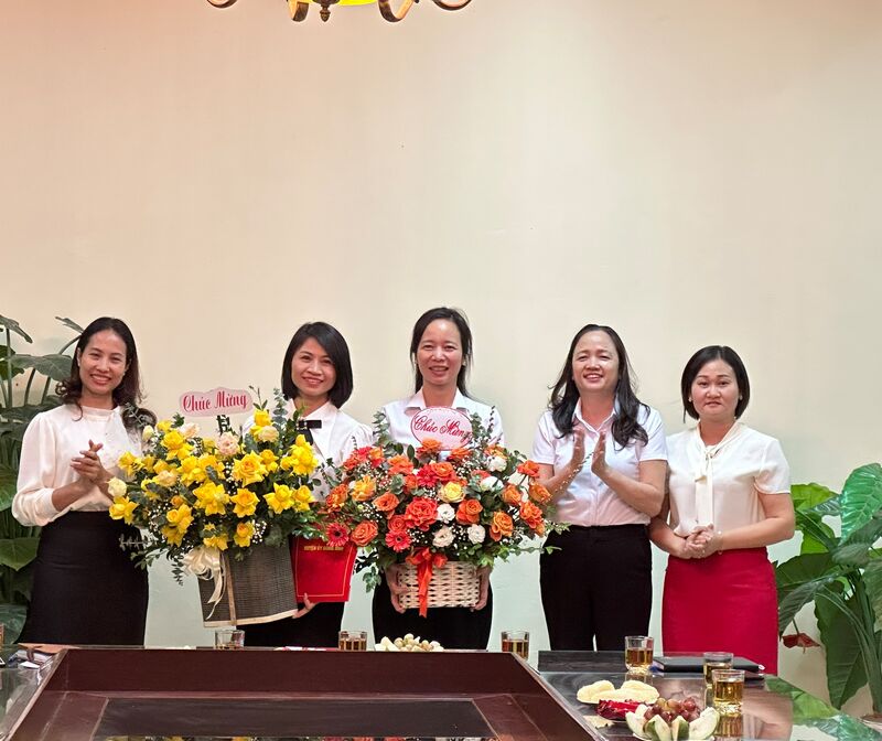 TRƯỜNG MẦM NON CỔ LOA LONG TRỌNG TỔ CHỨC HỘI NGHỊ CHÀO ĐÓN ĐỒNG CHÍ TÂN PHÓ HIỆU TRƯỞNG: &quot;ĐÀO THỊ KIM YẾN&quot;