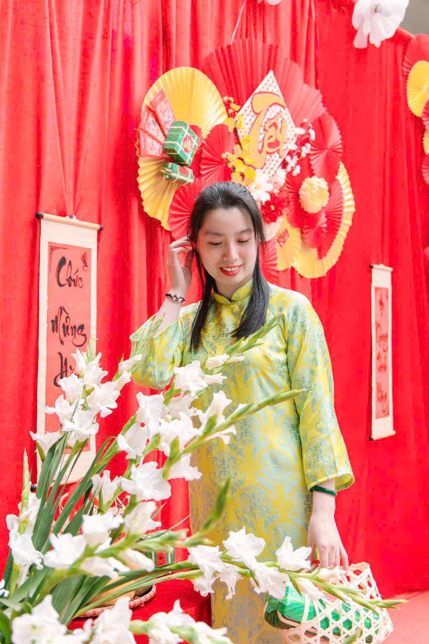NGUYỄN THỊ THU HIỀN
