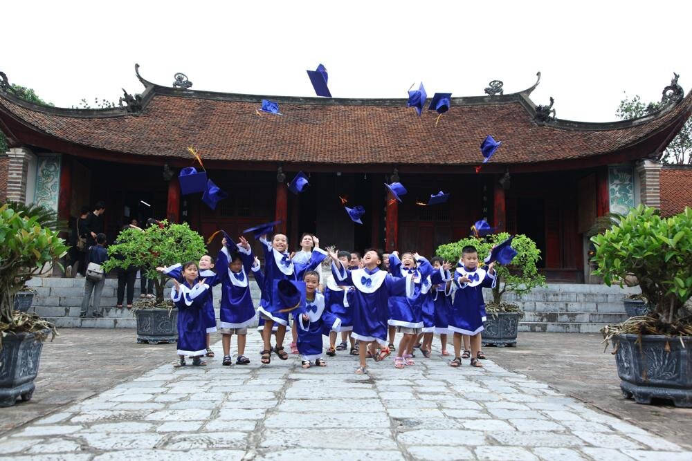 LẾ DÂNG HƯƠNG CỦA KHỐI MẪU GIÁO LỚN ( 5-6 TUỔI) - TRƯỜNG MẦM NON CỔ LOA - TẠI ĐỀN CỔ LOA