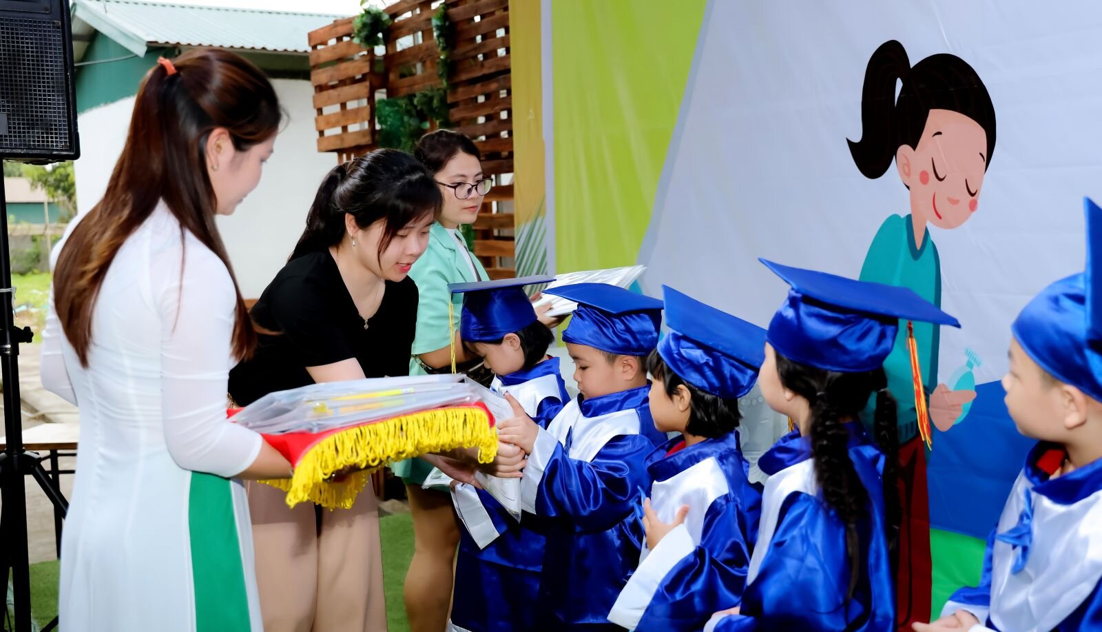 " LỄ RA TRƯỜNG CHO CÁC BÉ KHỐI MGL TRƯỜNG MN CỔ LOA" và “NGÀY HỘI OLYMPIC THỂ THAO 2022".