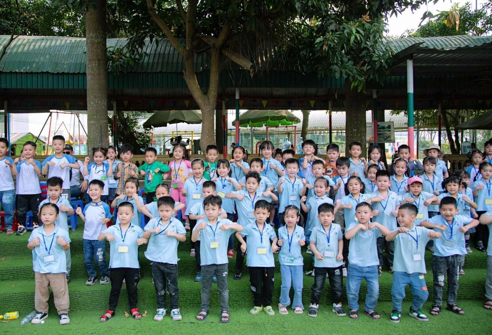 HOẠT ĐỘNG THAM QUAN TRẢI NGHIỆM TẠI KHU TRANG TRẠI GIÁO DỤC CÁNH BUỒM XANH CỦA KHỐI MẪU GIÁO LỚN VÀ MẪU GIÁO NHỠ