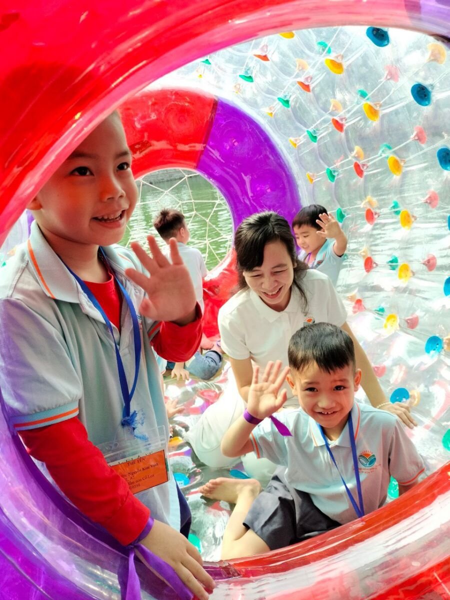 HOẠT ĐỘNG THAM QUAN TRẢI NGHIỆM TẠI KHU TRANG TRẠI GIÁO DỤC CÁNH BUỒM XANH CỦA KHỐI MẪU GIÁO LỚN VÀ MẪU GIÁO NHỠ
