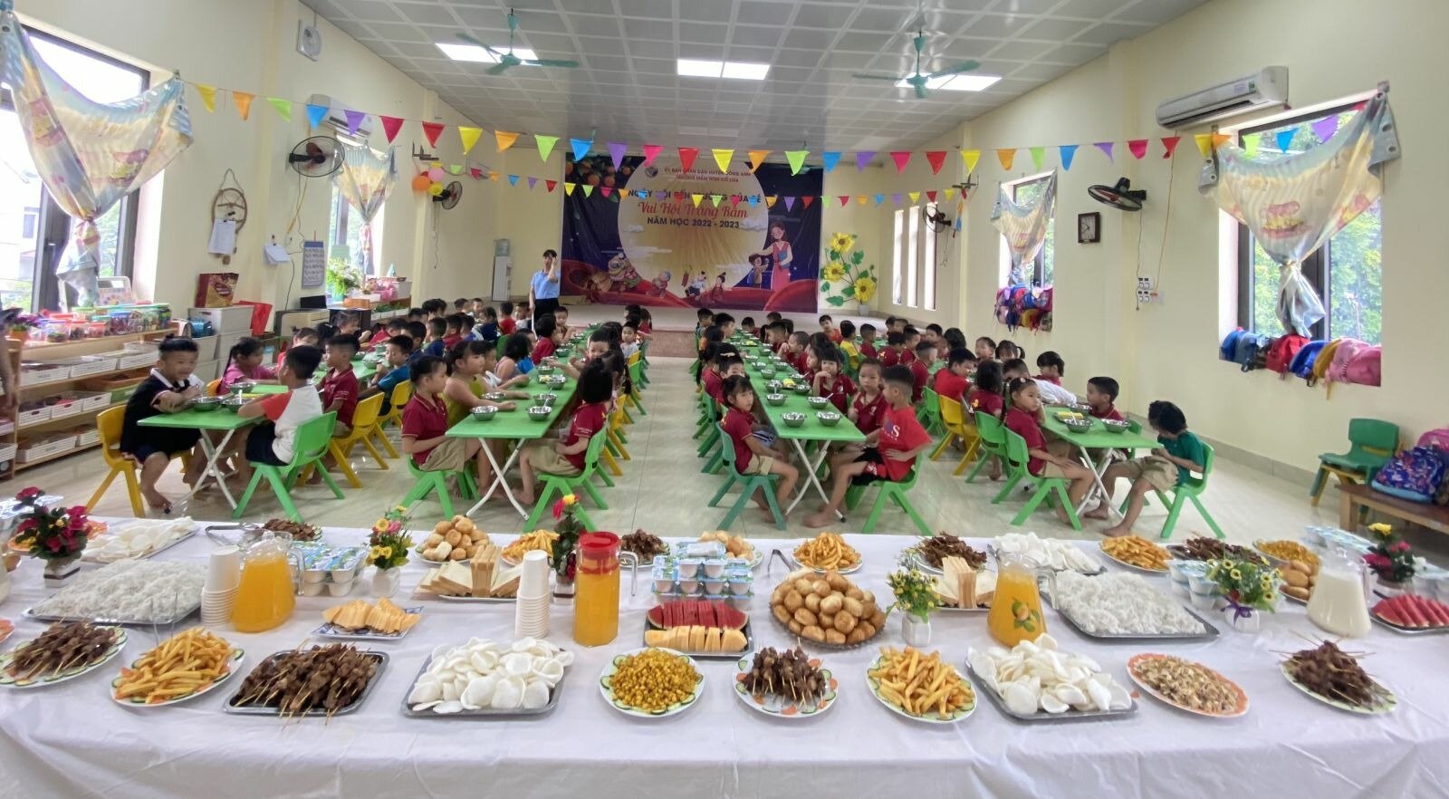 TRƯỜNG MẦM NON CỔ LOA TỔ CHỨC TIỆC BUFFET CHÀO ĐÓN NĂM HỌC MỚI 2022 – 2023!